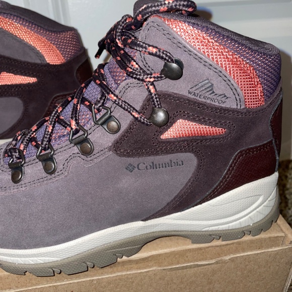 Columbia Womens Water Lace up Boots Purple and Pink Size 5 Wide - Picture 5 of 9